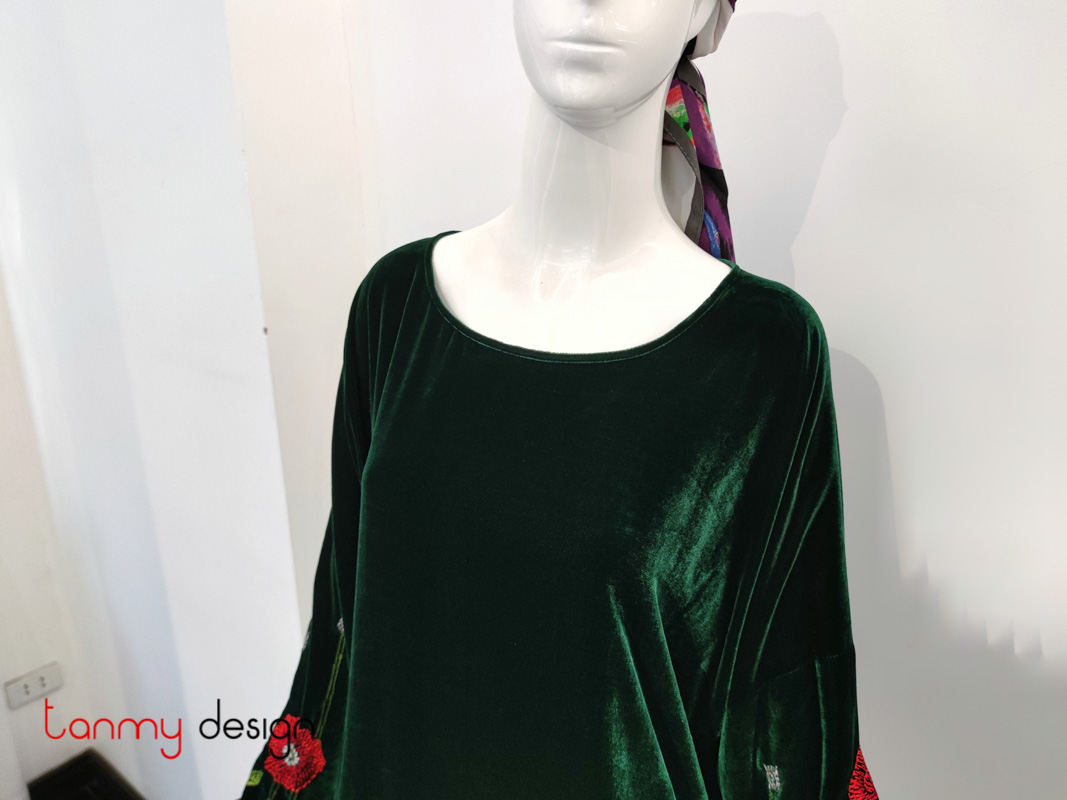 Bibi Embroidered Velvet Top